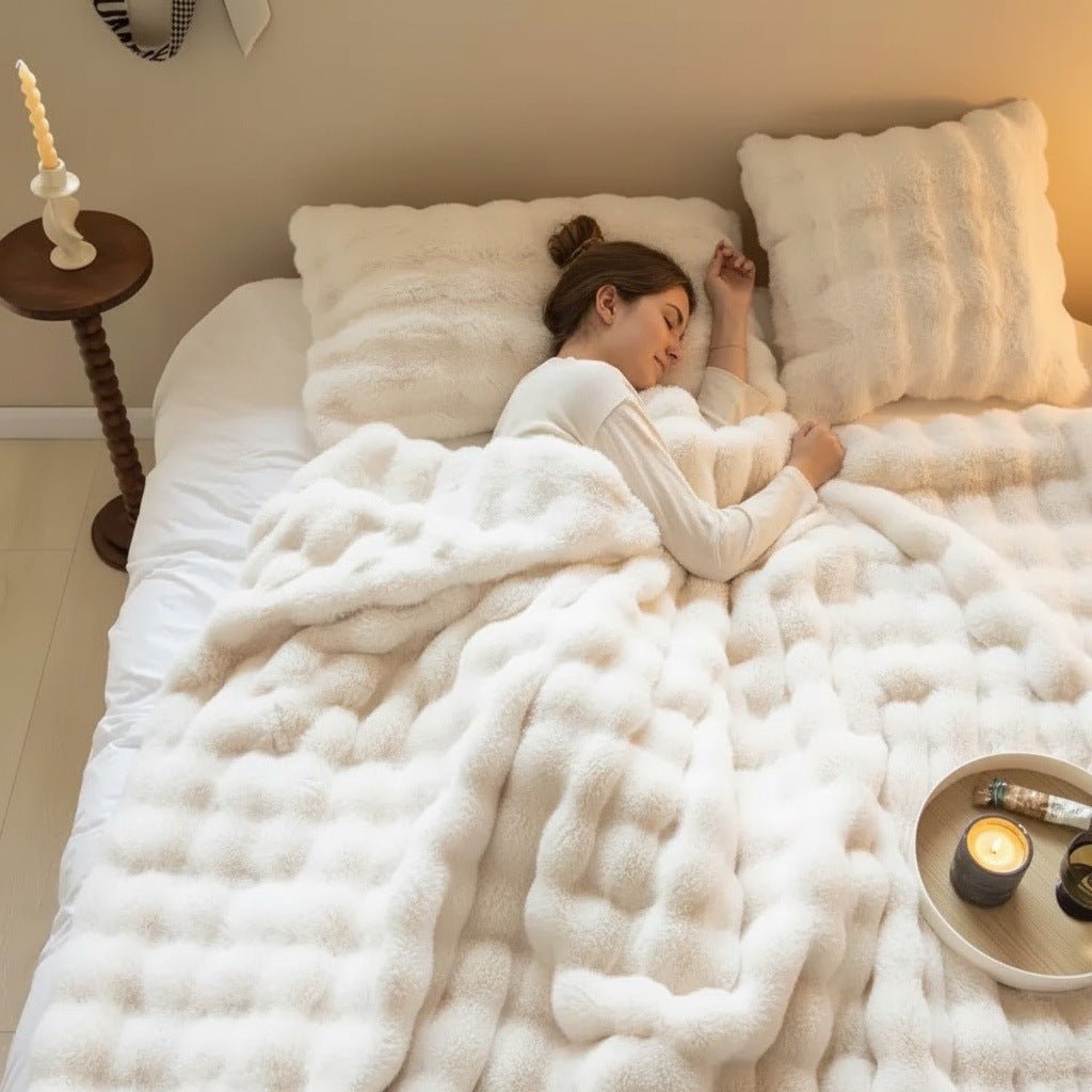 White Luxury Tuscany Fleece Rabbit Fur Bubble Blanket - Double - Sided Thickened Soft Plush Extra Large Bedding Set(200x230 CM Large Blanket + 2 Pack 45x45 CM Cushion Cover) - SportZone.co.nz
