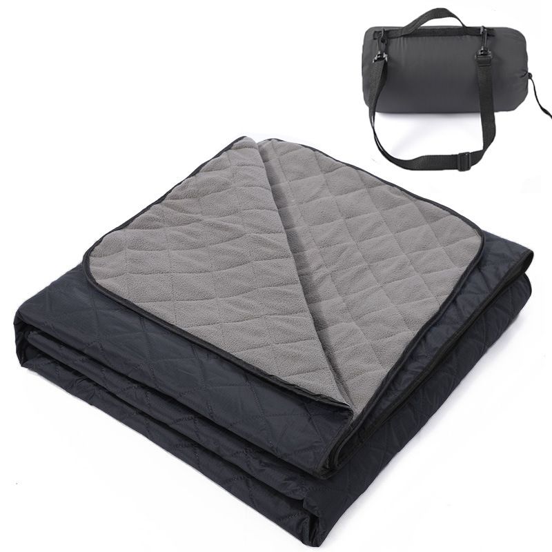 2-in-1 Winter Camping Warmth Kit with Carry Bag: 210 * 75cm Beige Portable Waterproof Warm Sleeping Bag and 200 * 140cm Large Black Double Layer Waterproof Fleece Camping Blanket for Hiking Travel Indoor Outdoor Use - SportZone.co.nz