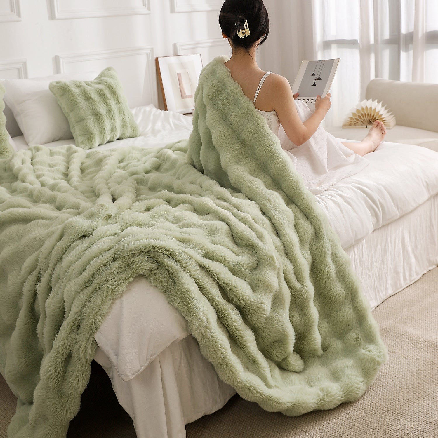 Green Luxury Tuscany Fleece Rabbit Fur Bubble Blanket - Double - Sided Thickened Soft Plush Large Bedding Set(180x200 CM Large Blanket + 2 Pack 45x45 CM Cushion Cover) - SportZone.co.nz