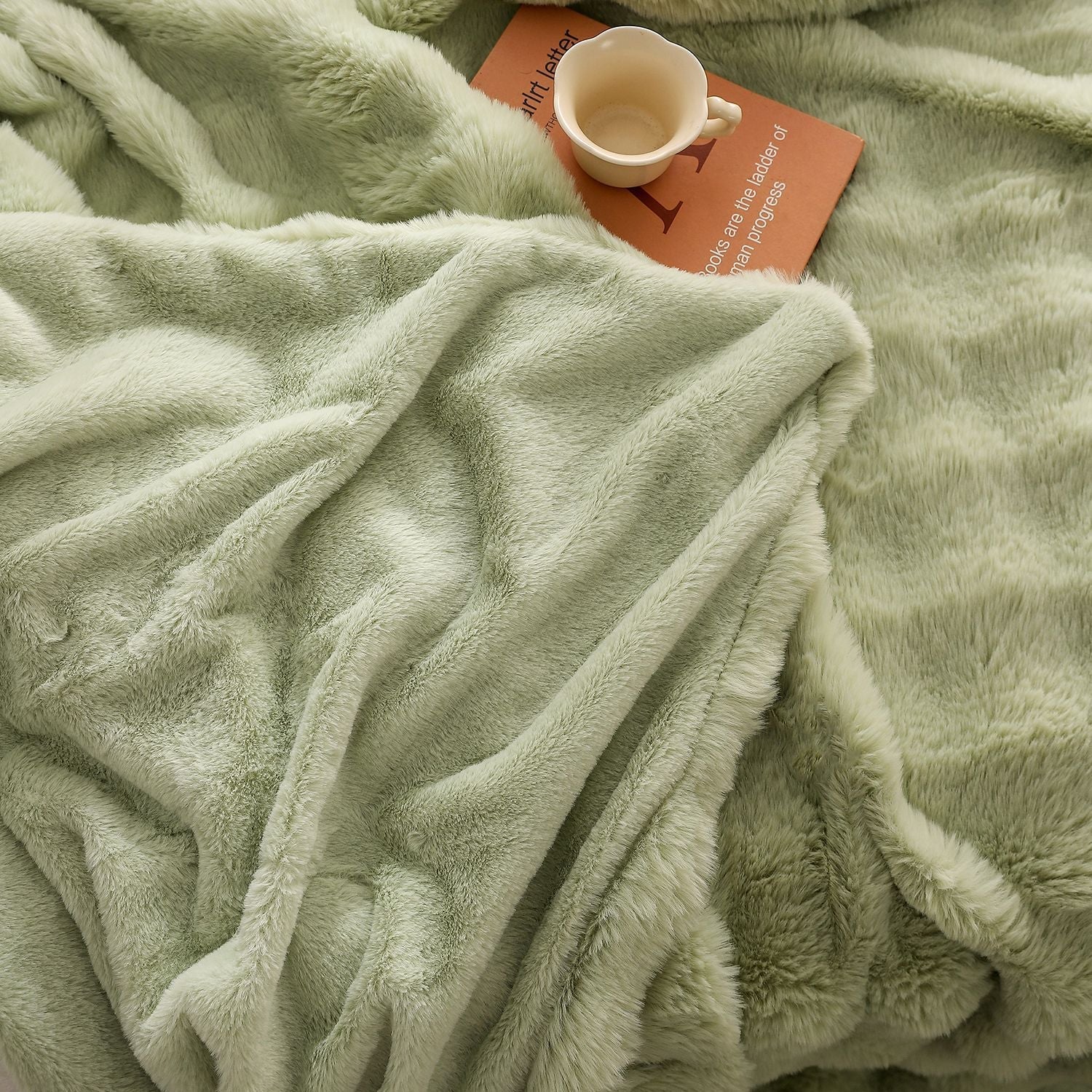 Green Luxury Tuscany Fleece Rabbit Fur Bubble Blanket - Double - Sided Thickened Soft Plush Large Bedding Set(180x200 CM Large Blanket + 2 Pack 45x45 CM Cushion Cover) - SportZone.co.nz